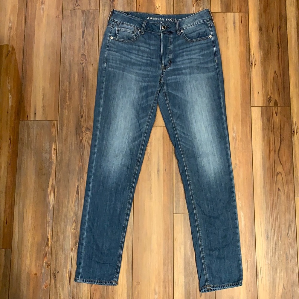American Eagle Tomgirl Jeans